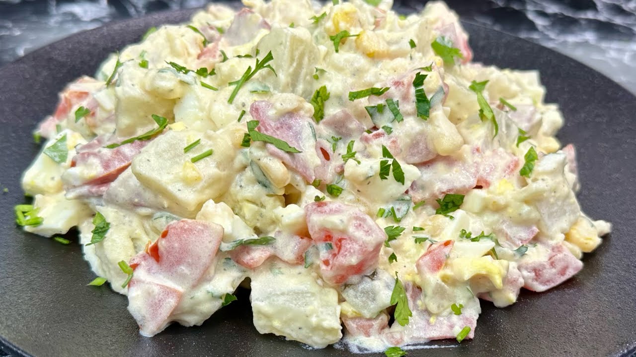 Cette salade de pommes de terre ne quittera plus vos tables 😍 STYLE PIEMONTAISE 🥔