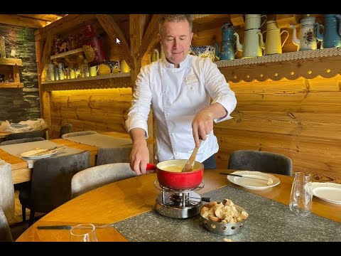 RECETTE. Tous les secrets de la fondue savoyarde avec le chef Laurent Métral