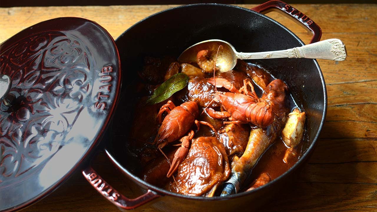 [Recette] Volailles aux écrevisses de Marie-Victorine Manoa - STAUB et Académie du Goût